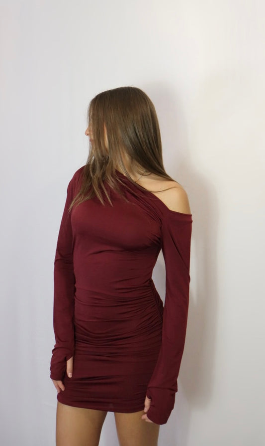 Asymmetric Dress Corto