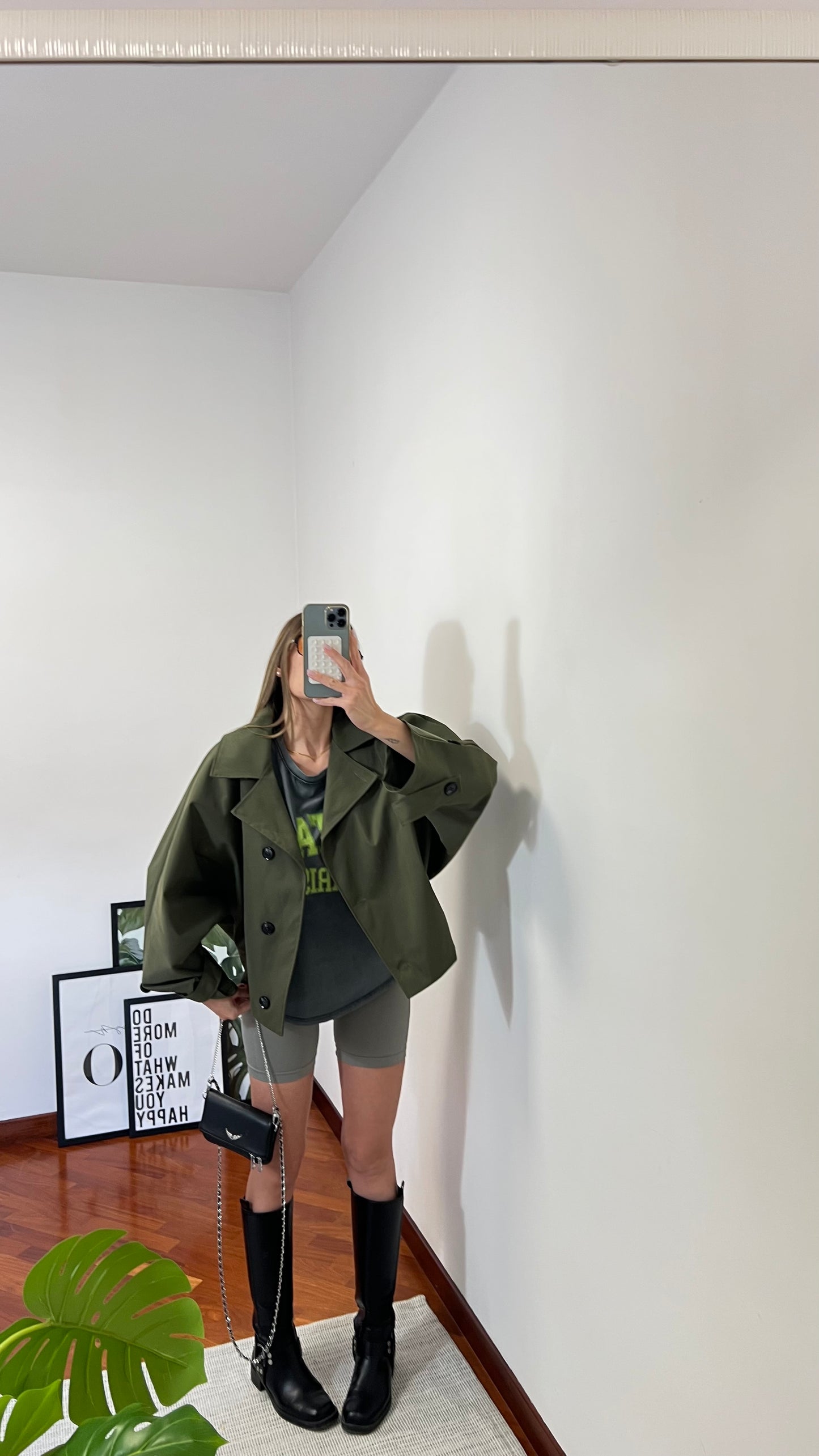 Super Price Trench
